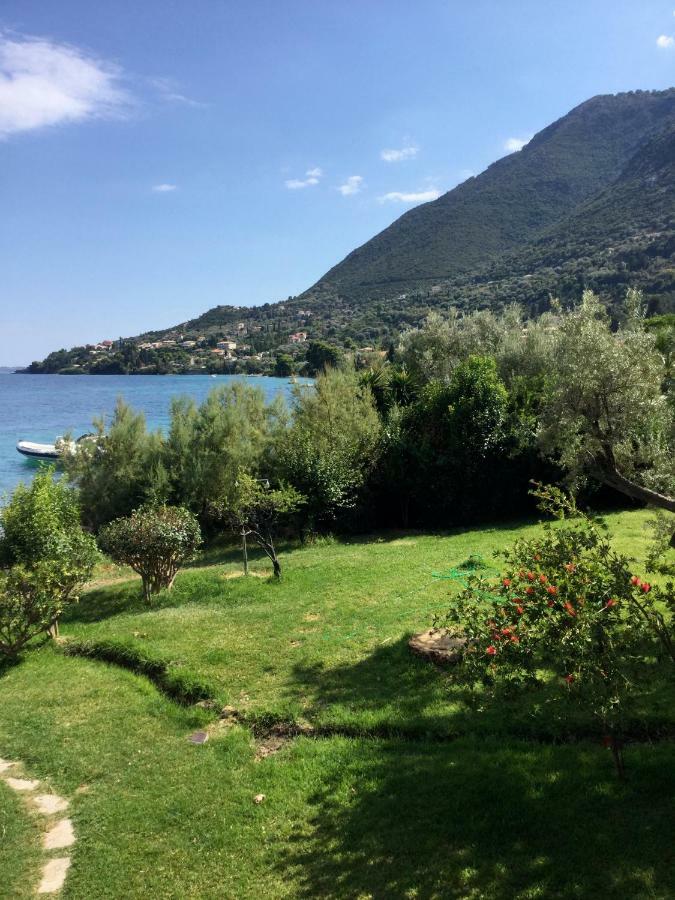Lefkada Beachfront Apartment Nikiana Dış mekan fotoğraf