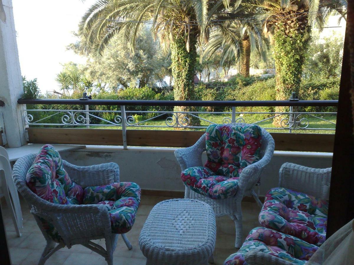 Lefkada Beachfront Apartment Nikiana Dış mekan fotoğraf